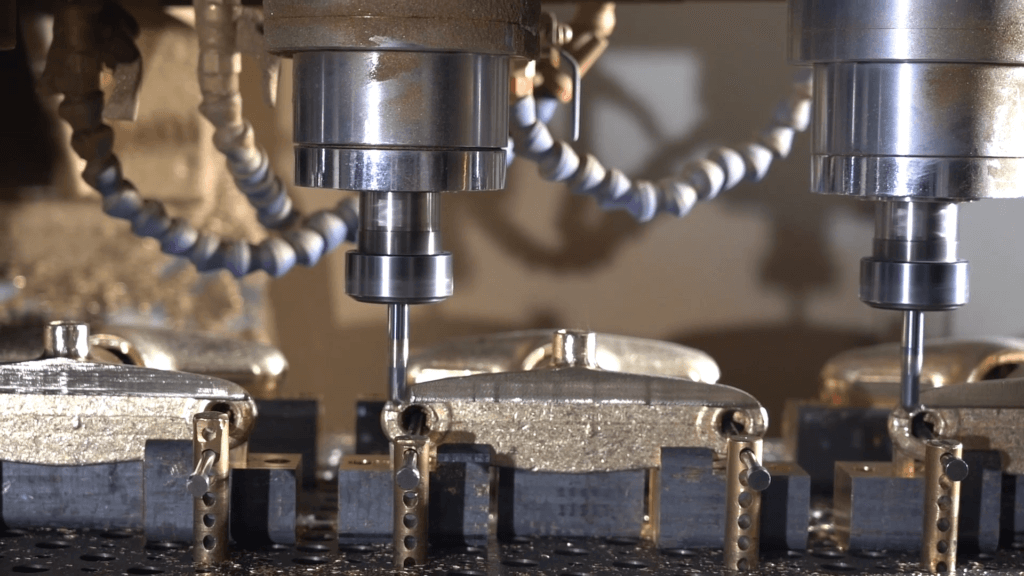 Fabricante de torneiras de tubo com maquinagem CNC